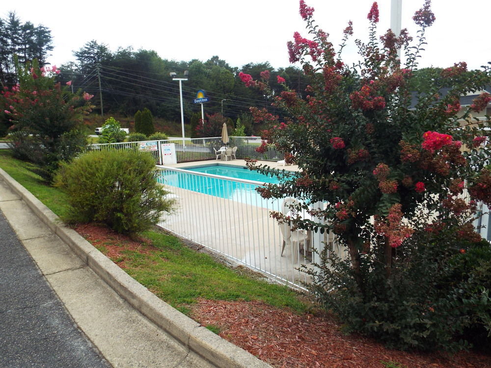 Days Inn By Wyndham Dahlonega University Area Exterior foto